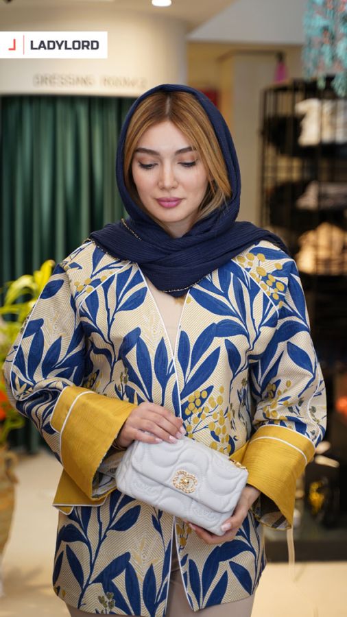 برای بزرگنمایی تصویر دوبار کلیک نمایید مانتو زنانه ژاکارد طرح انگور کد 0021 رنگ آبی